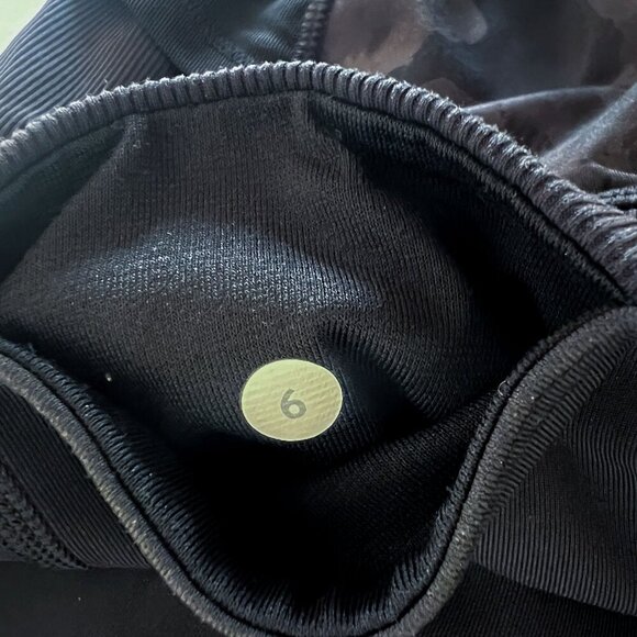 Lululemon Inky Floral Seek the Heat Mesh Crop Pant - Picture 13 of 16